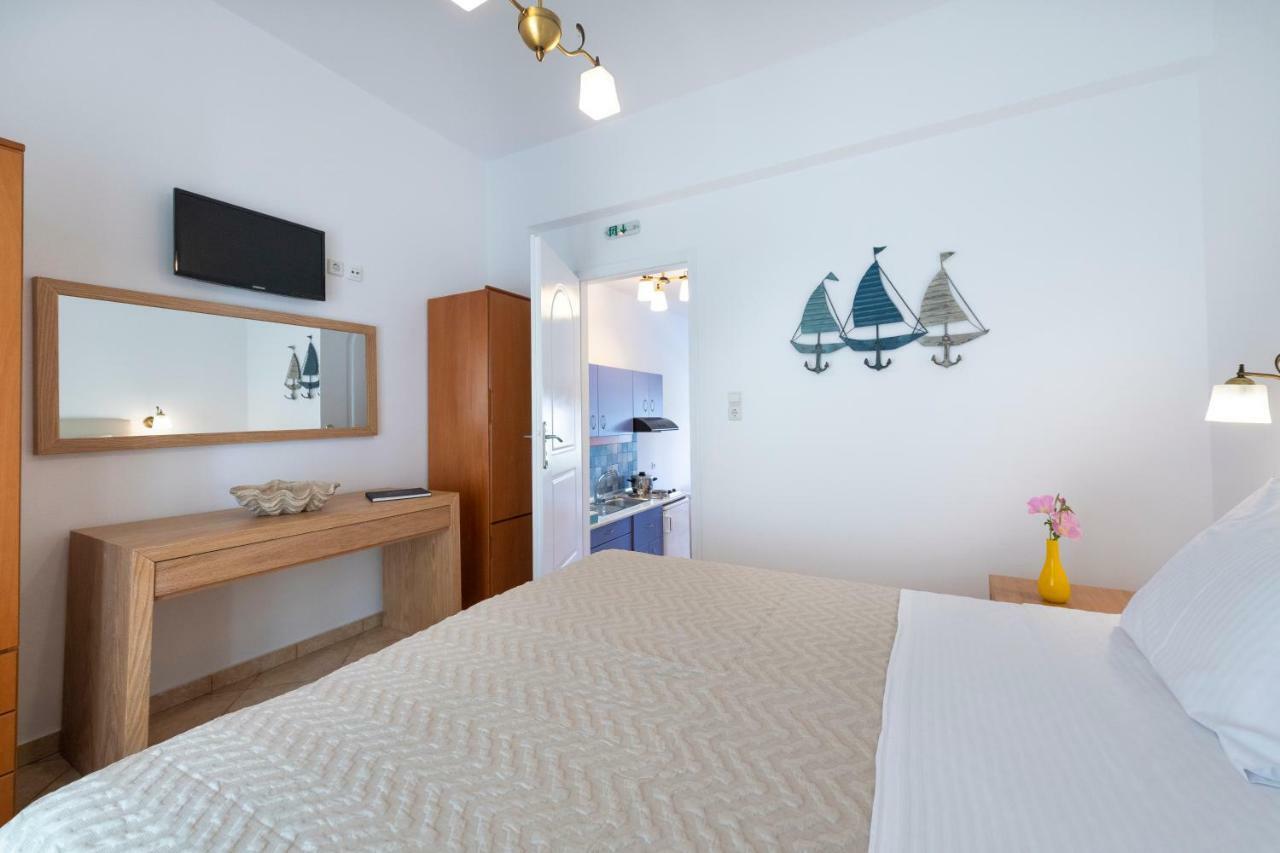 Mirabeli Apartments & Suites Pollonia Exteriér fotografie
