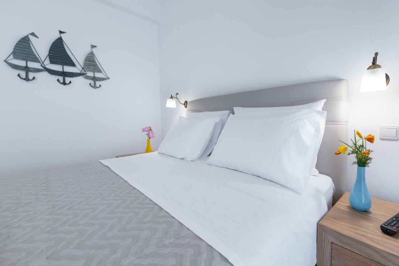 Mirabeli Apartments & Suites Pollonia Exteriér fotografie