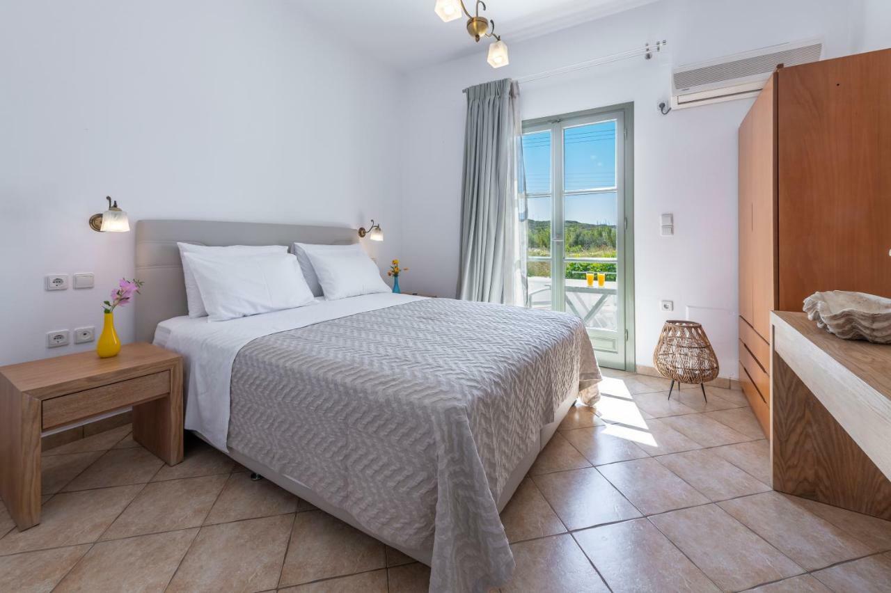 Mirabeli Apartments & Suites Pollonia Exteriér fotografie